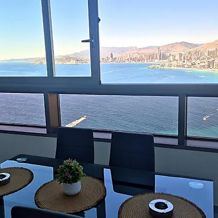 Seaside Splendor Panoramic 3-bedrooms Oasis