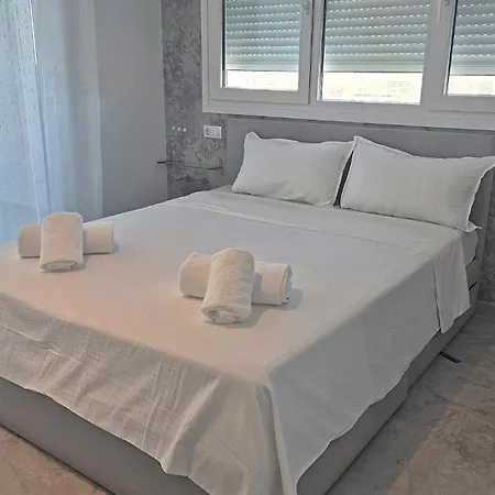 Seaside Splendor Panoramic 3-bedrooms Oasis Benidorm