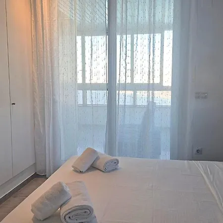 Seaside Splendor Panoramic 3-bedrooms Oasis