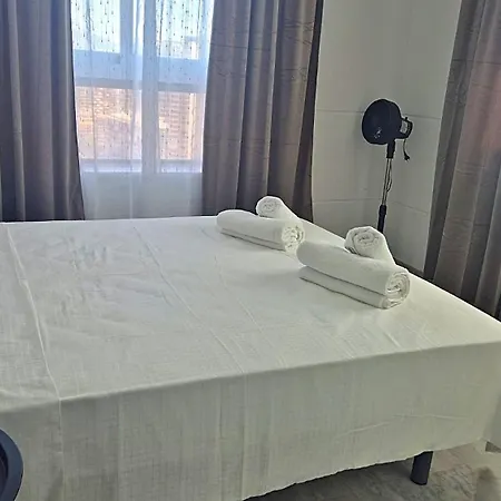 Seaside Splendor Panoramic 3-bedrooms Oasis Apartament *